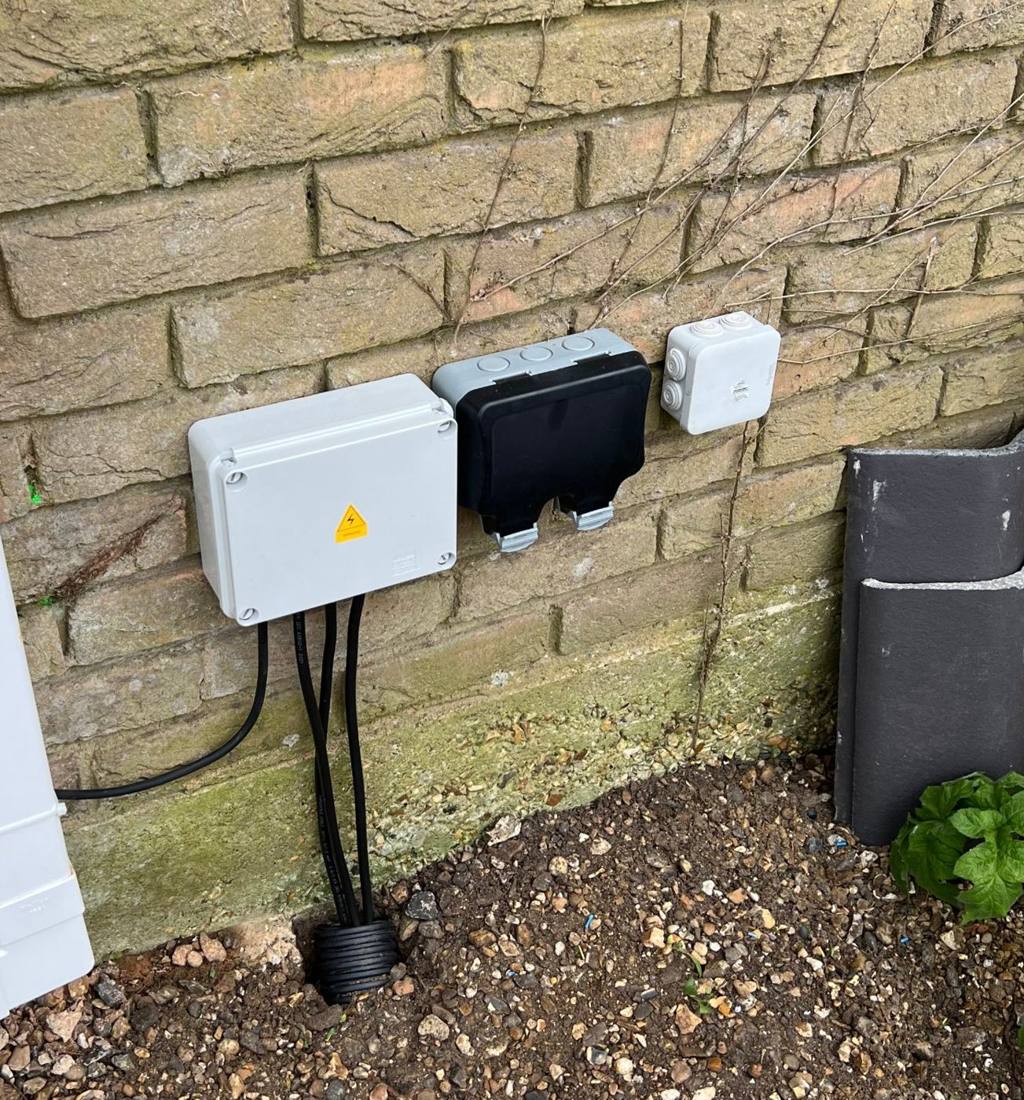 Outdoor supply and weatherproof sockets