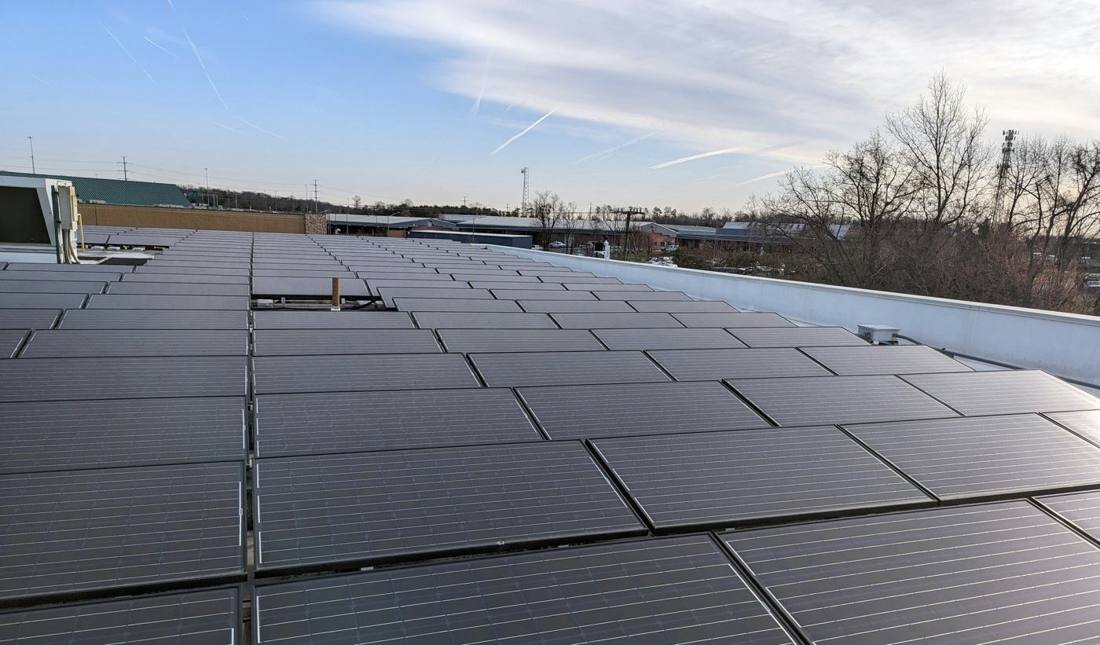Commercial rooftop solar array