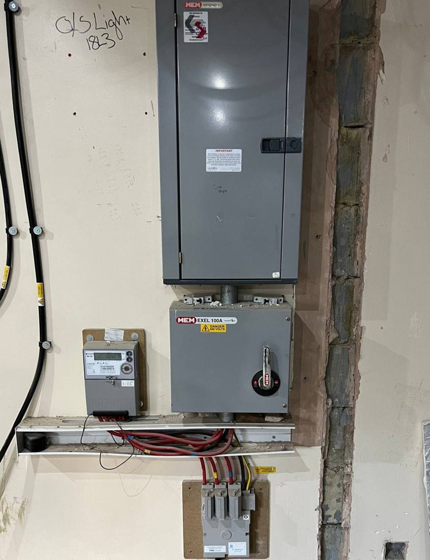 100A three-phase supply and isolator